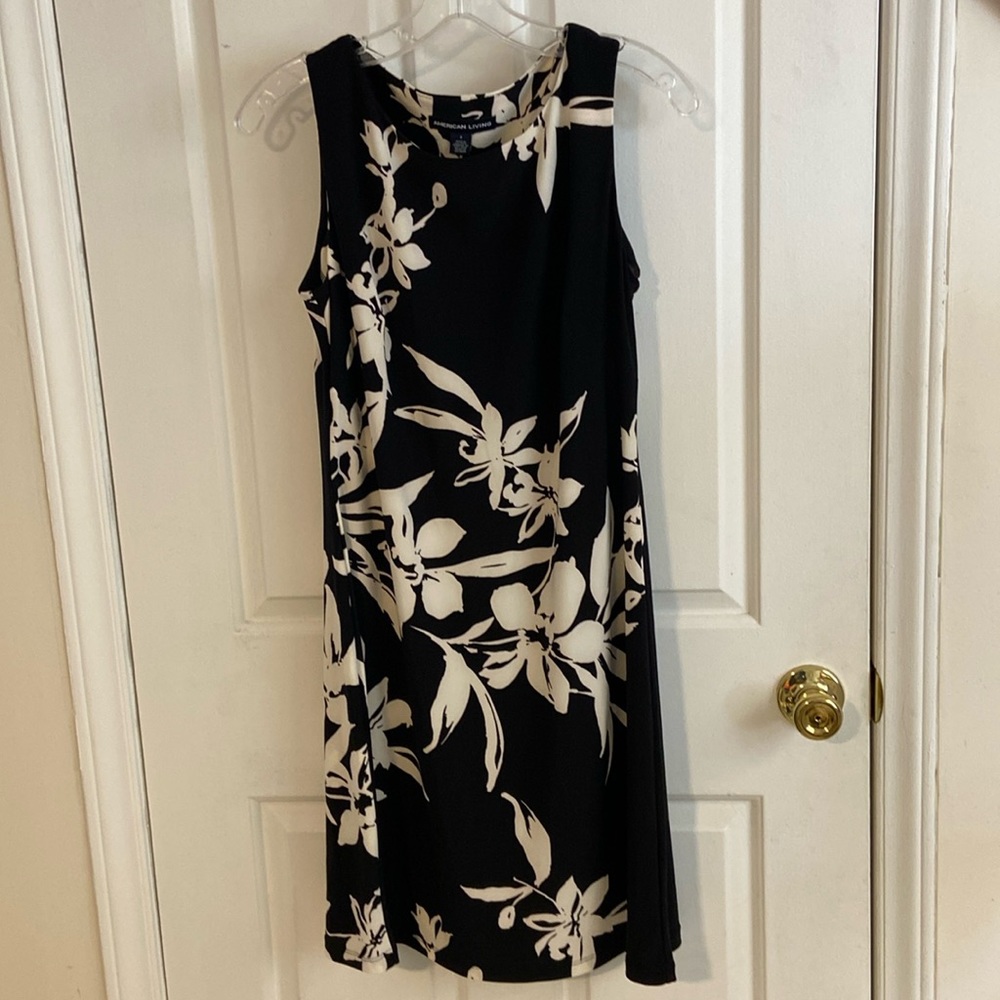 Black and white flower dress